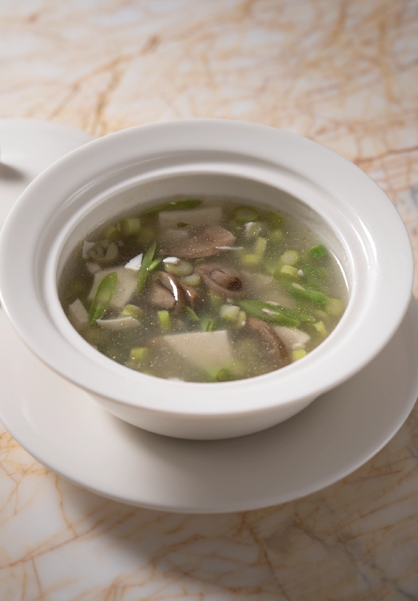 Braised Tofu Soup with Assorted Vegetable